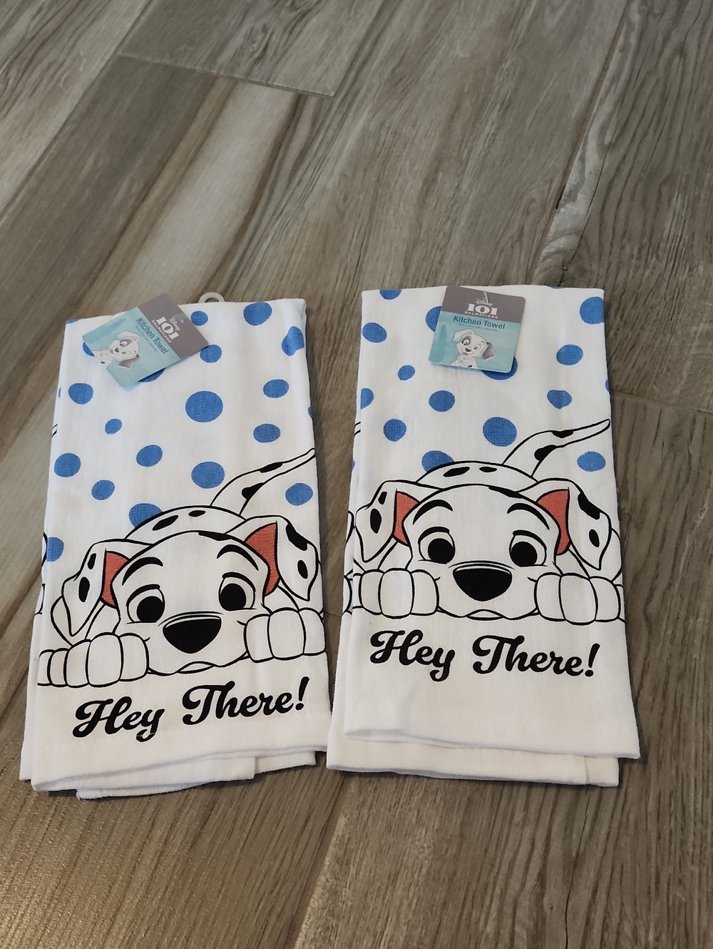 NWT Disney 101 Dalmations Kitchen Towel Set